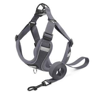 Pet leash dog outdoor chest strap Fight Corgi walks dog leash out to prevent breaking away from reflective dog chest back